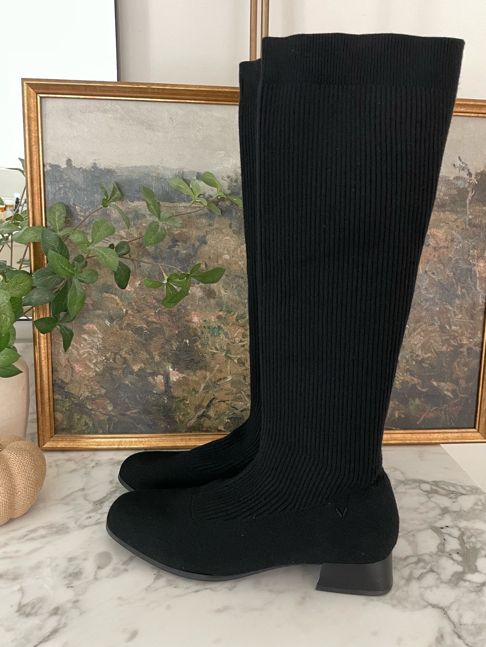 Vivaia Tara Knee High Tall Boots Black Size 9.5 Wool Water Repellent